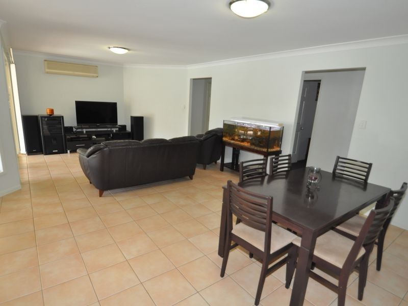 101 Hargreaves Road, Manly West QLD 4179