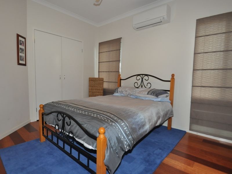 10 Foch Street, Wynnum West QLD 4178