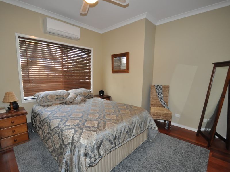 10 Foch Street, Wynnum West QLD 4178