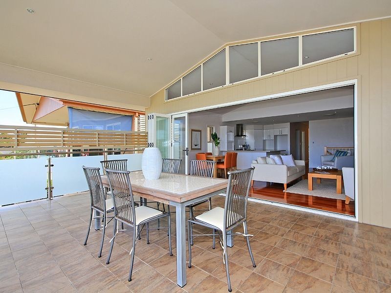 81 Raeburn St, Manly West QLD 4179