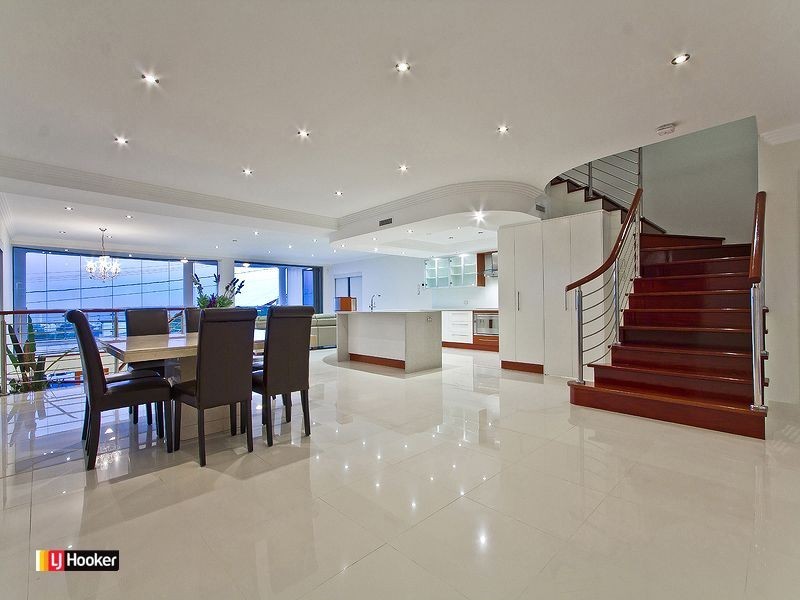 171 Carlton Terrace, Manly QLD 4179