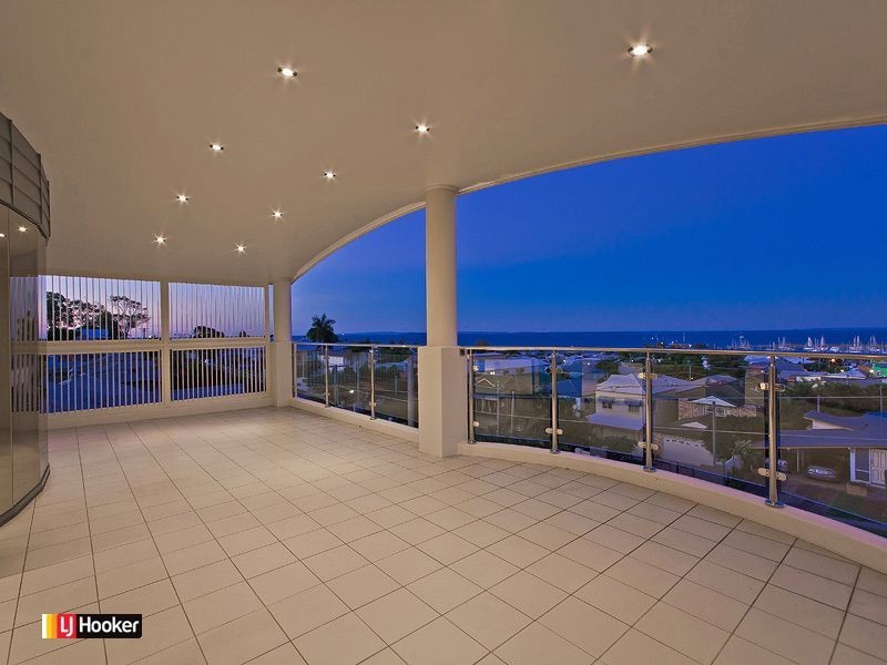 171 Carlton Terrace, Manly QLD 4179