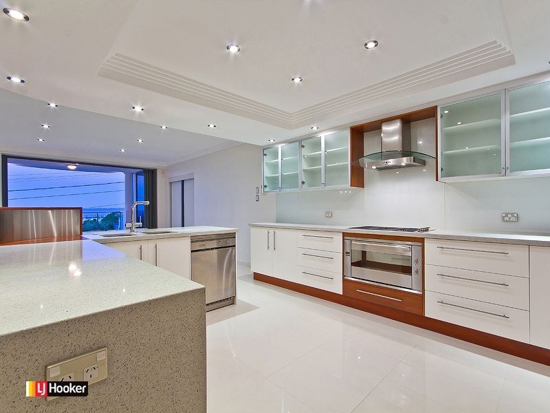 171 Carlton Terrace, Manly QLD 4179