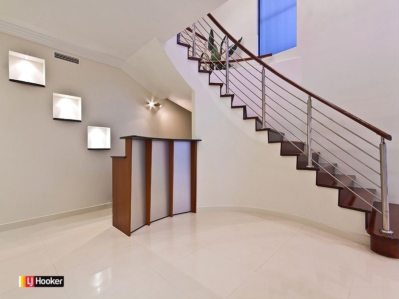 171 Carlton Terrace, Manly QLD 4179