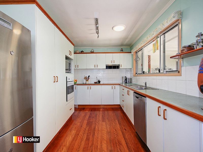 32 Ringara St, Manly West QLD 4179