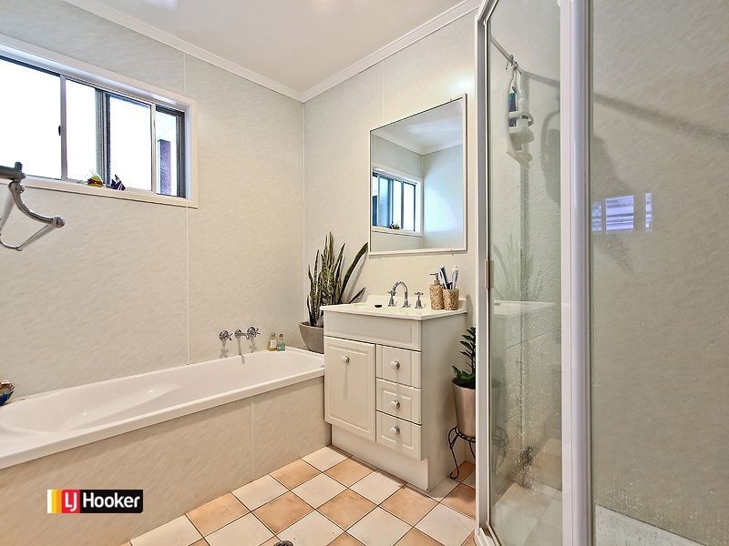 32 Ringara St, Manly West QLD 4179