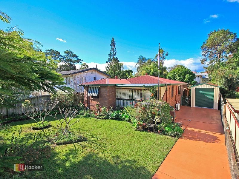 12 Empire Ave, Manly West QLD 4179