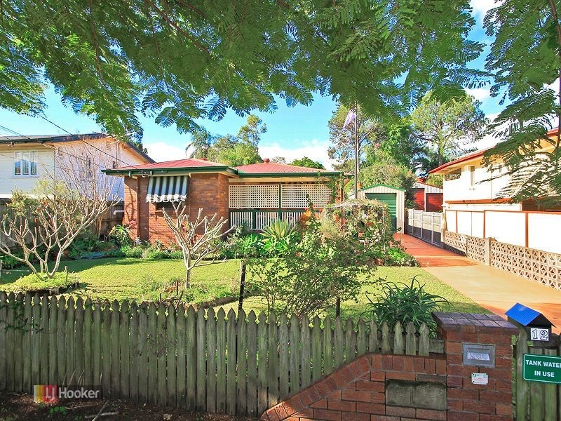 12 Empire Ave, Manly West QLD 4179