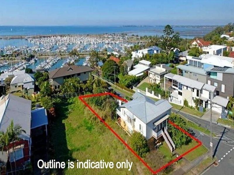 48 Oceana Tce, Manly QLD 4179