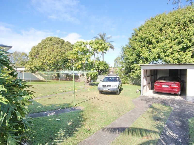 73 Whites Road, Manly West QLD 4179
