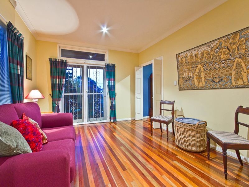 113 Carlton Terrace, Manly QLD 4179
