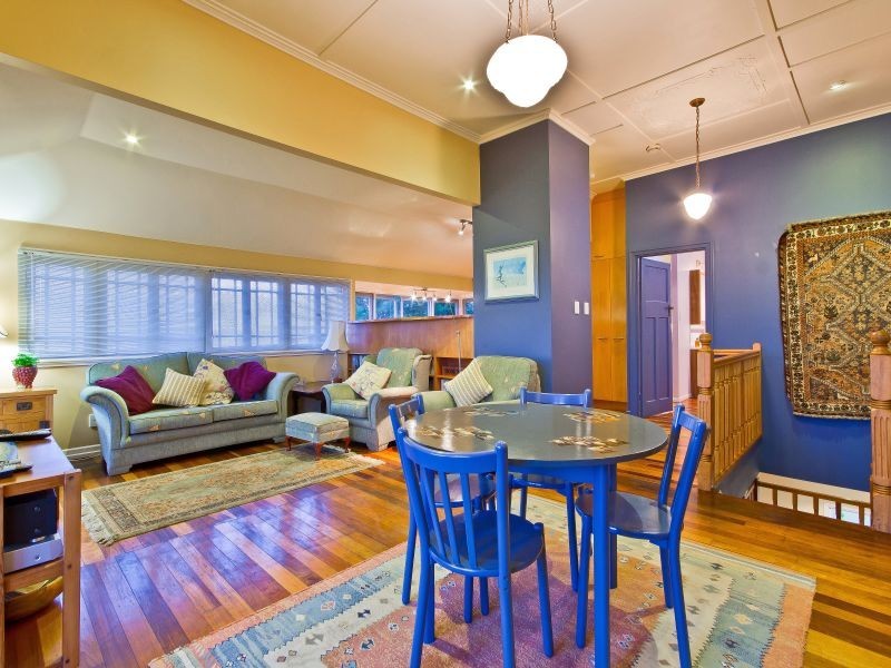 113 Carlton Terrace, Manly QLD 4179