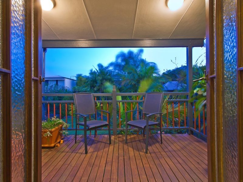 113 Carlton Terrace, Manly QLD 4179