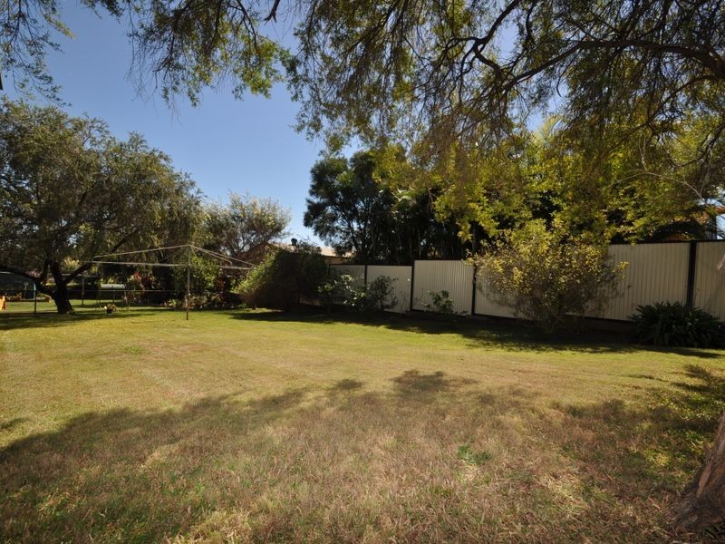 20 Tarooko Steet, Manly West QLD 4179