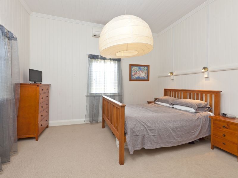 52 Mountjoy Terrace, Wynnum QLD 4178