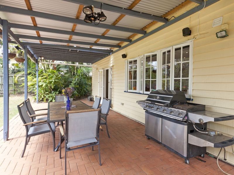 52 Mountjoy Terrace, Wynnum QLD 4178