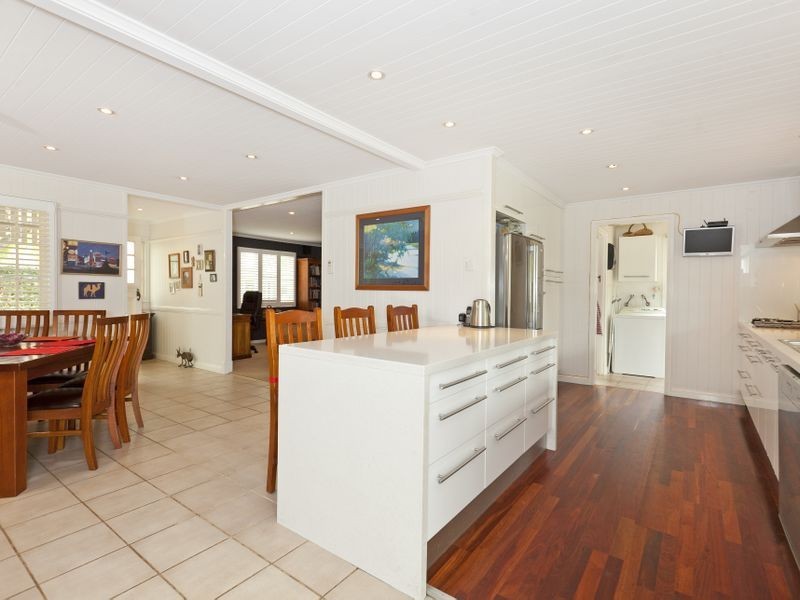 52 Mountjoy Terrace, Wynnum QLD 4178