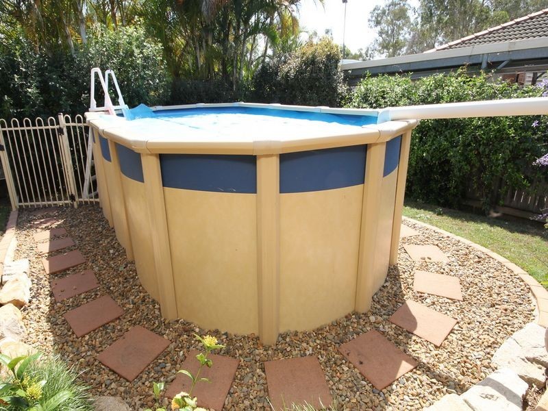 36 Schooner Circuit, Manly West QLD 4179