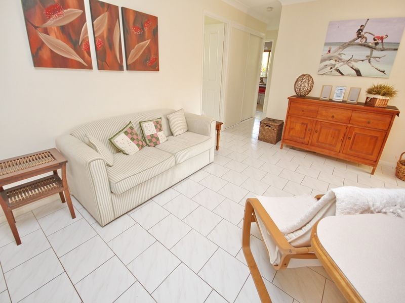 36 Schooner Circuit, Manly West QLD 4179