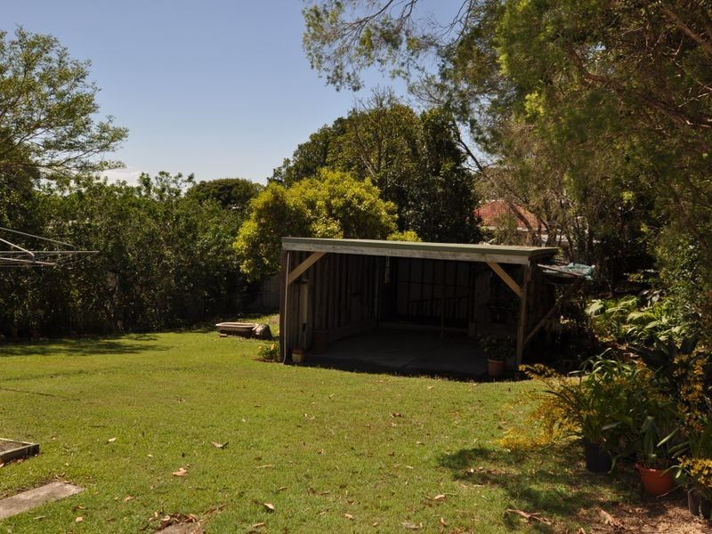 17 Parramatta St, Manly QLD 4179