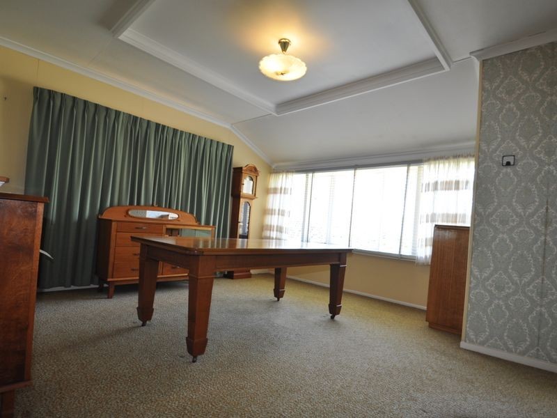 17 Parramatta St, Manly QLD 4179