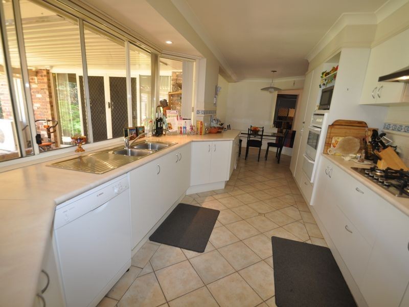 17 Lewis Place, Manly West QLD 4179