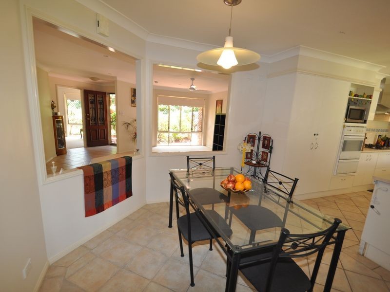 17 Lewis Place, Manly West QLD 4179