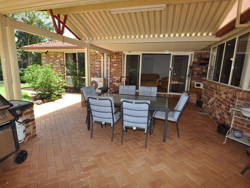 17 Lewis Place, Manly West QLD 4179