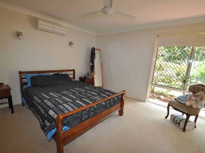 17 Lewis Place, Manly West QLD 4179