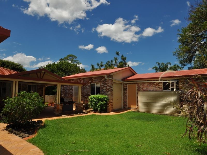 17 Lewis Place, Manly West QLD 4179