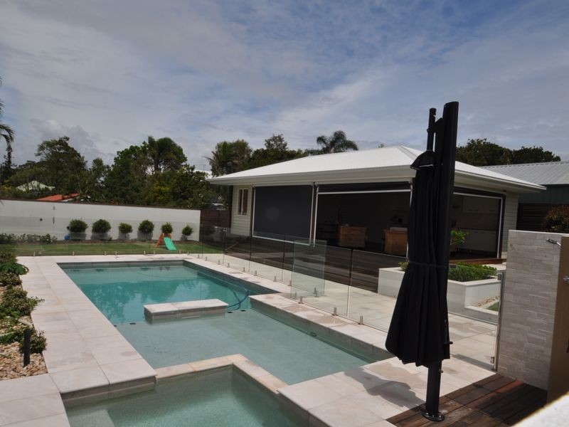 56 Glenora St, Wynnum QLD 4178
