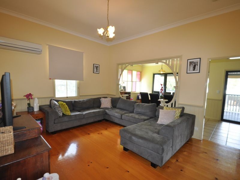 56 Glenora St, Wynnum QLD 4178