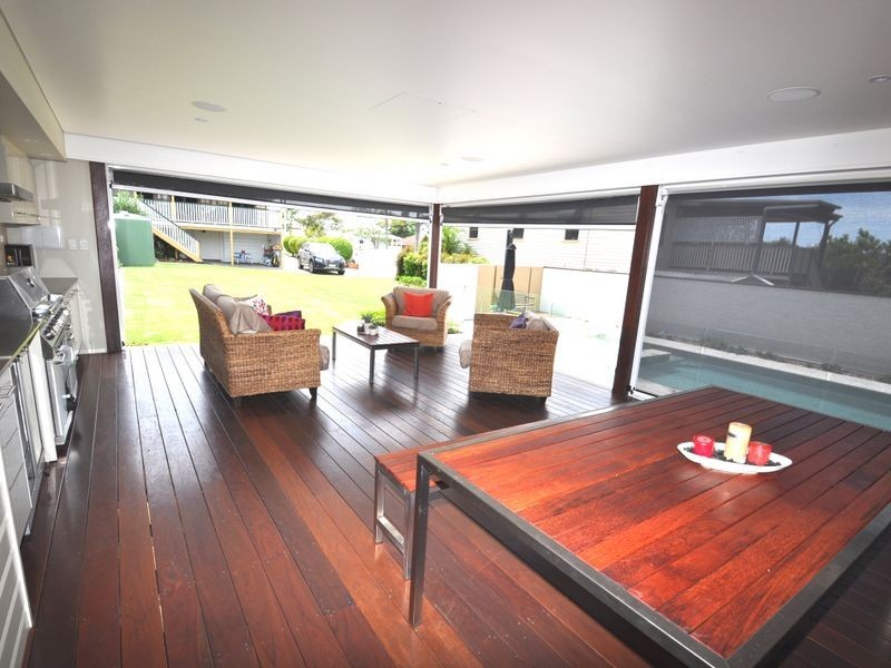 56 Glenora St, Wynnum QLD 4178
