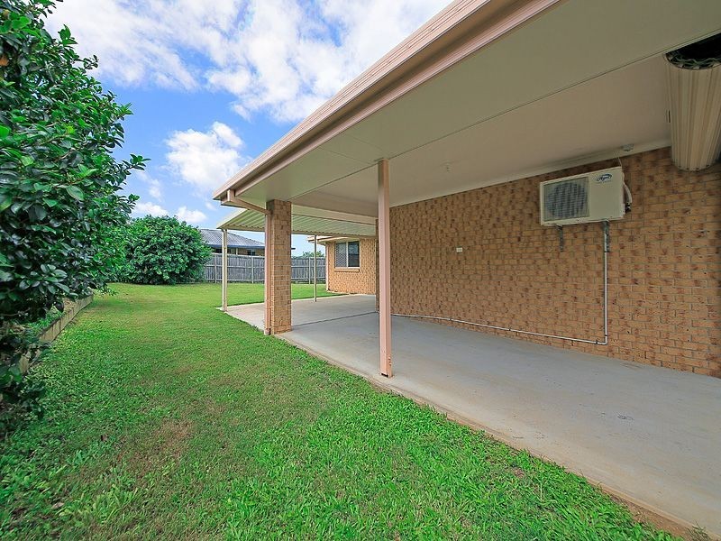 62 Amanda St, Wynnum West QLD 4178