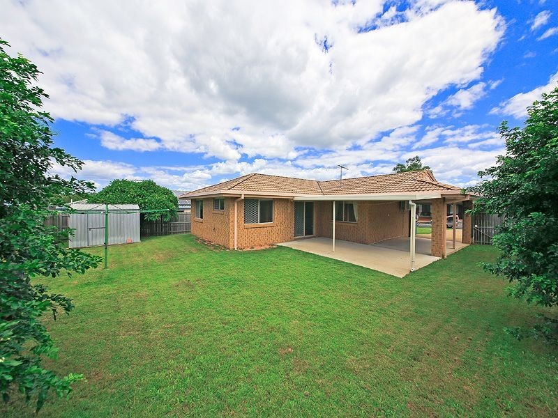 62 Amanda St, Wynnum West QLD 4178