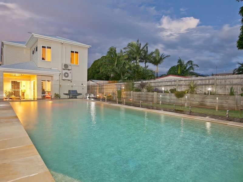 10 Foch Street, Wynnum West QLD 4178