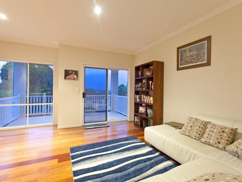 10 Foch Street, Wynnum West QLD 4178