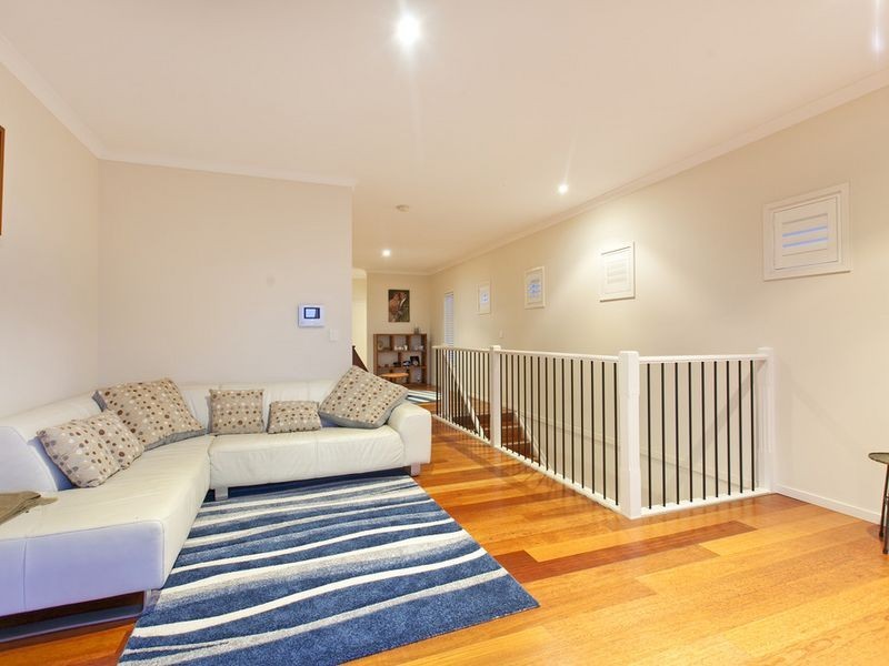 10 Foch Street, Wynnum West QLD 4178