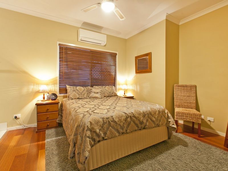 10 Foch Street, Wynnum West QLD 4178