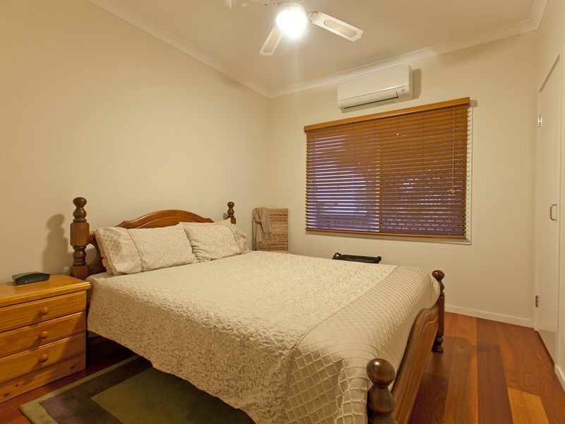 10 Foch Street, Wynnum West QLD 4178