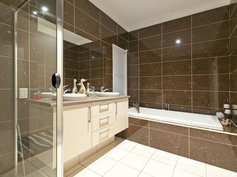 10 Foch Street, Wynnum West QLD 4178