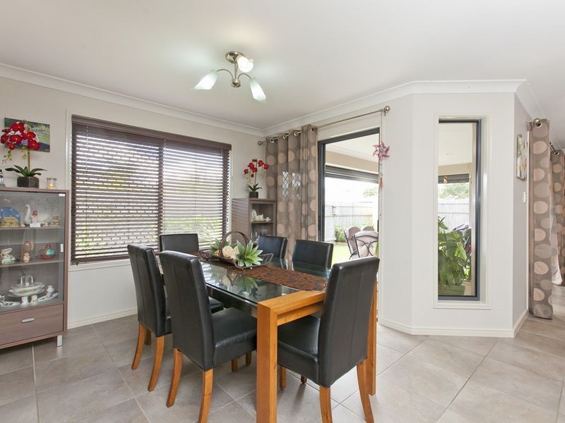 1 Begonia Ct, Wynnum West QLD 4178