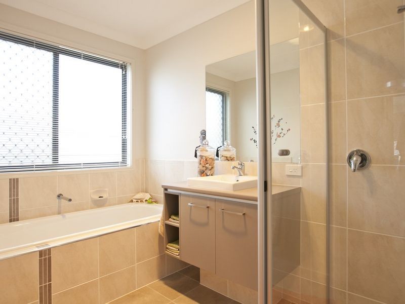 1 Begonia Ct, Wynnum West QLD 4178