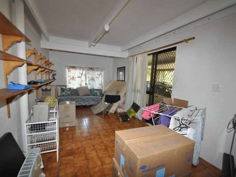 2 Ure Street, Wynnum QLD 4178