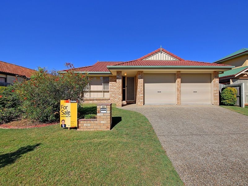 25 Pamela Street, Wynnum West QLD 4178