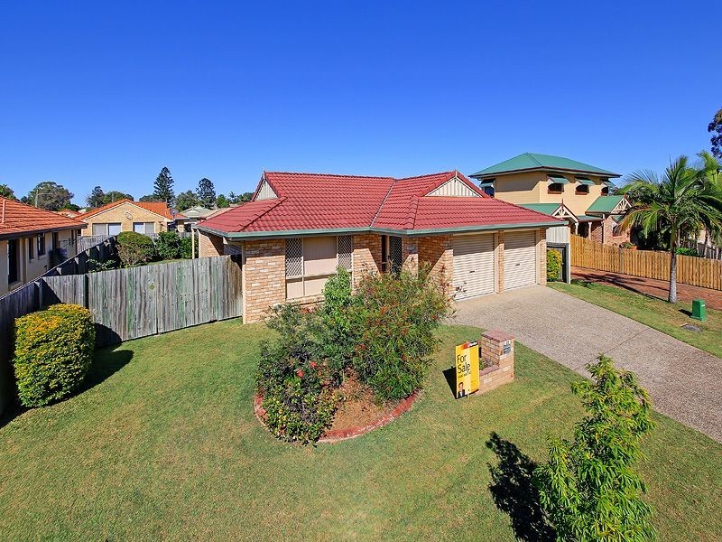 25 Pamela Street, Wynnum West QLD 4178