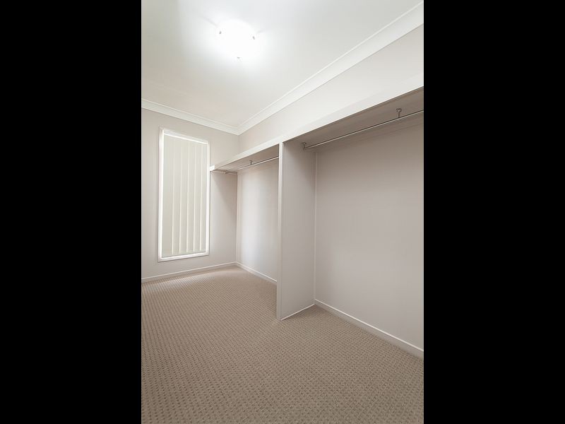 21 Blackwood Rd, Manly West QLD 4179