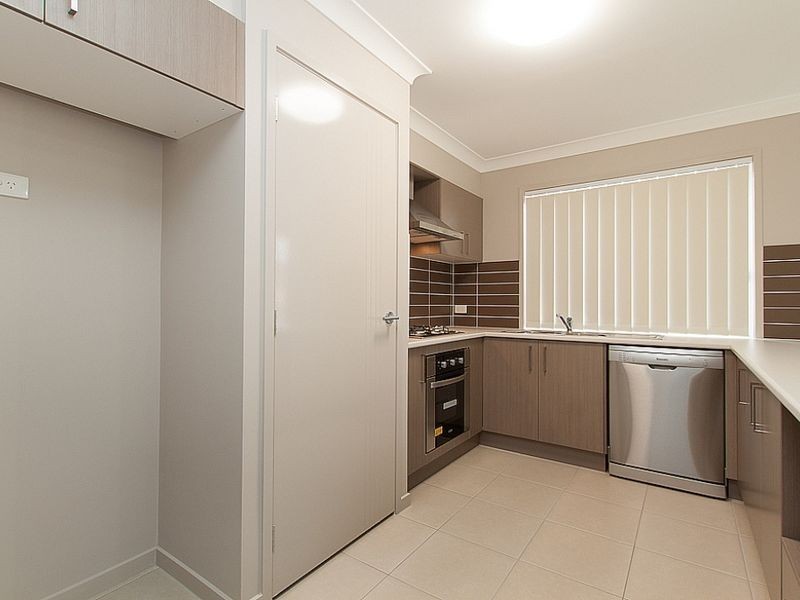 21 Blackwood Rd, Manly West QLD 4179