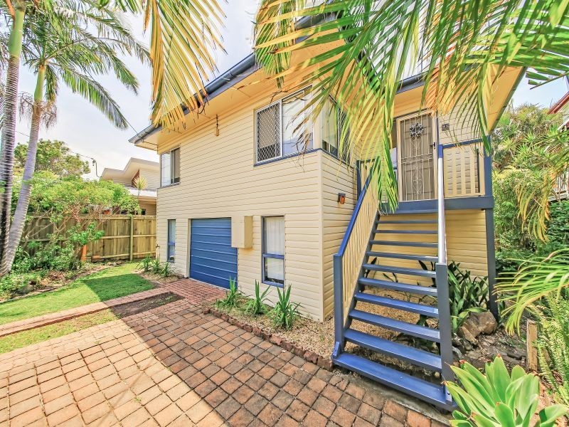 25 Walnut Street, Wynnum QLD 4178