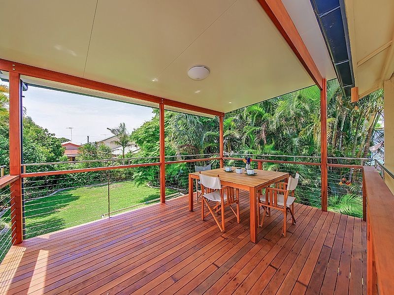 25 Walnut Street, Wynnum QLD 4178